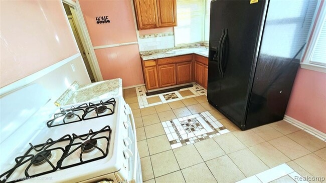 Building Photo - 1495 Jeffrey Ln