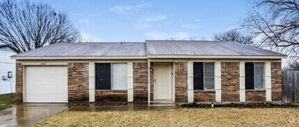 Building Photo - 1513 Hawk Ct