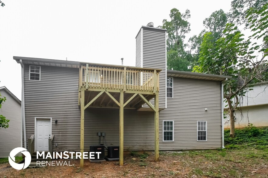 Building Photo - 7495 Royale Ct