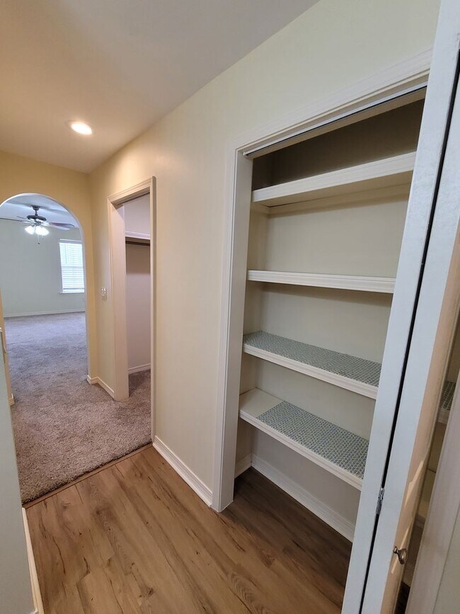 Building Photo - The Hammocks Phase I Pool Home-Lynn Haven