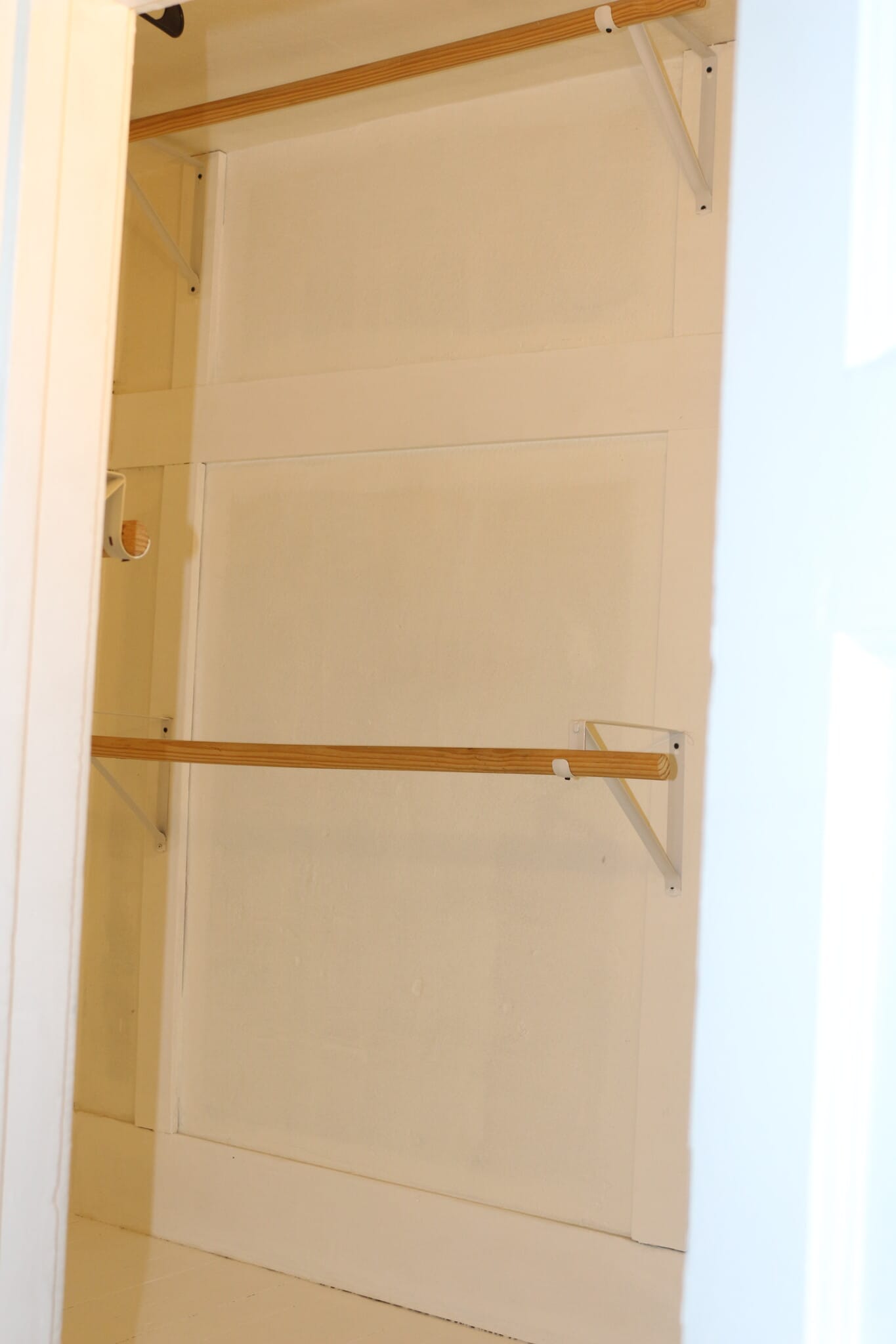 Building Photo - 240 E 23rd St