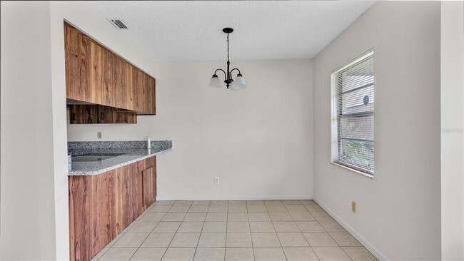 Building Photo - 2121 S San Gully Rd