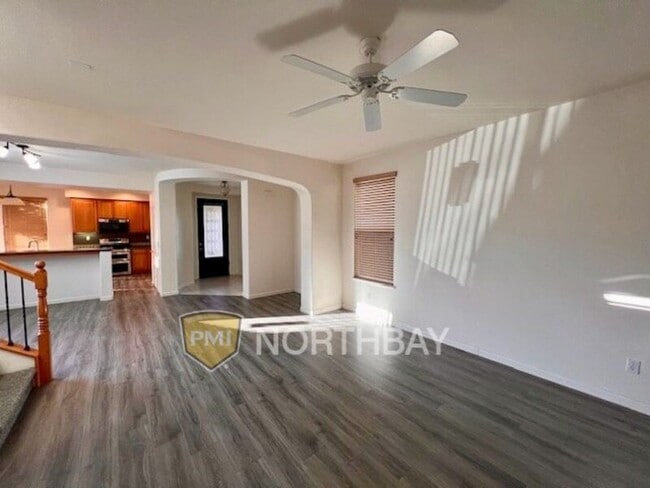 Building Photo - 2396 Hanson Dr