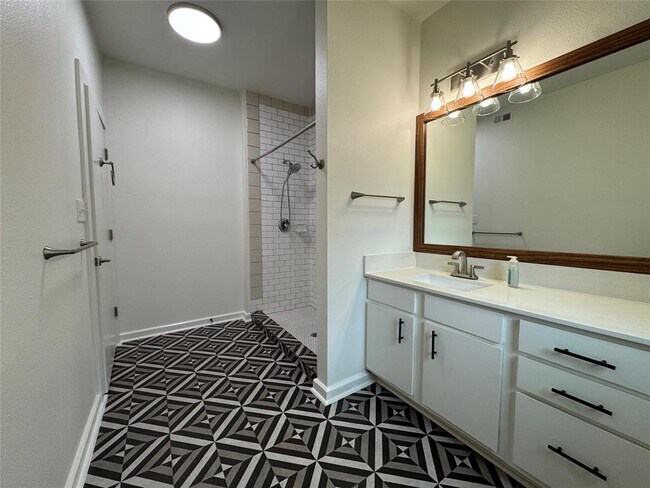 Building Photo - 1201 Grove Blvd