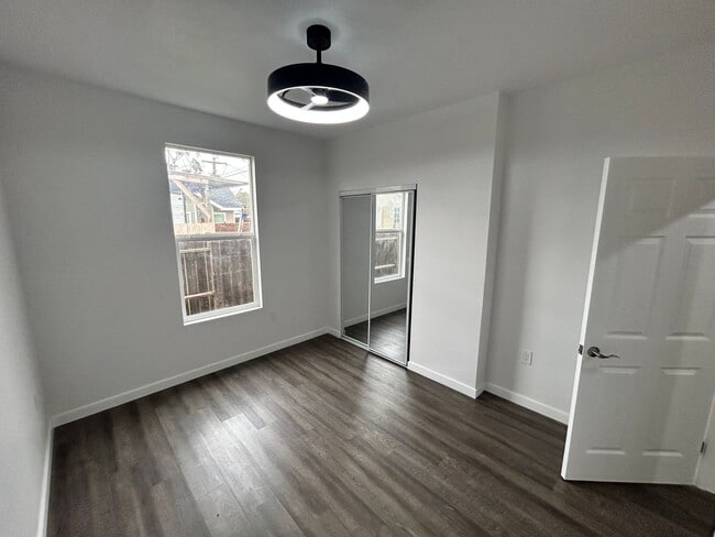 Building Photo - 3 Bedroom 2 Bath Home Modesto Ca