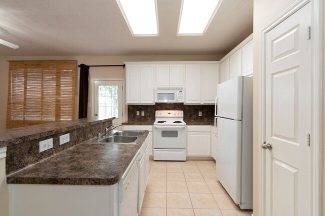 Building Photo - 25227 Boulder Bend Ln