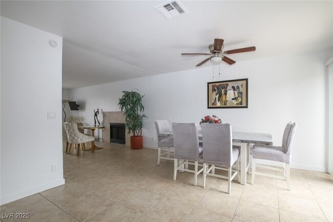 Building Photo - 396 Dooley Dr