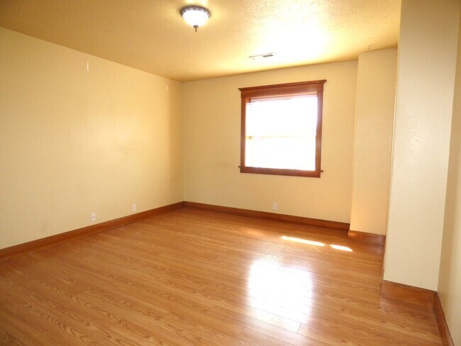 Building Photo - 4465 Countryside Ct NE