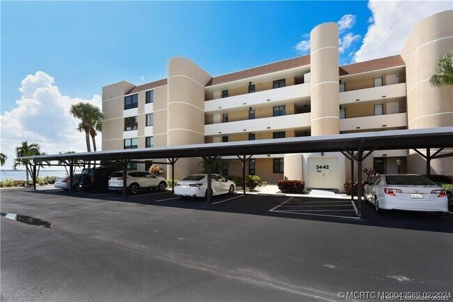 Building Photo - 3442 NE Causeway Blvd