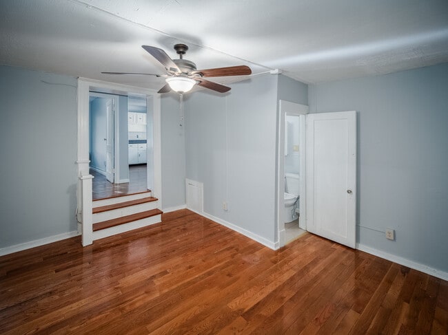 Building Photo - 706 Chickamauga Ave