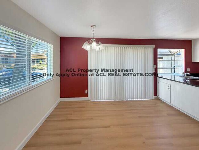 Building Photo - Spacious, Centrally Located 4 Bedroom 3 Bathroom Home