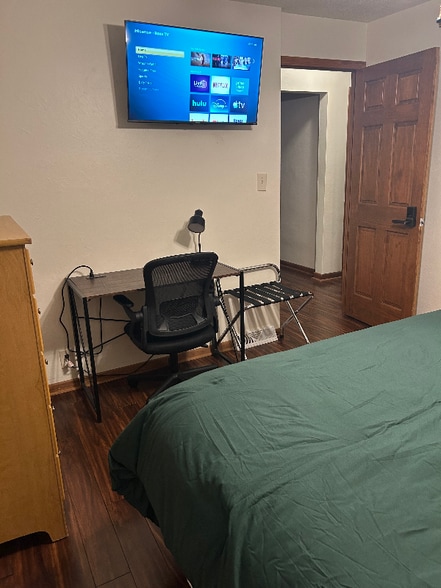 Building Photo - 703 Ethel Ave