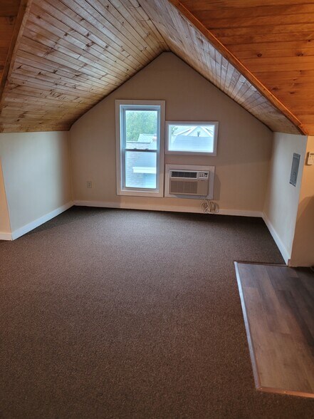 Building Photo - 243 Nichols Ave