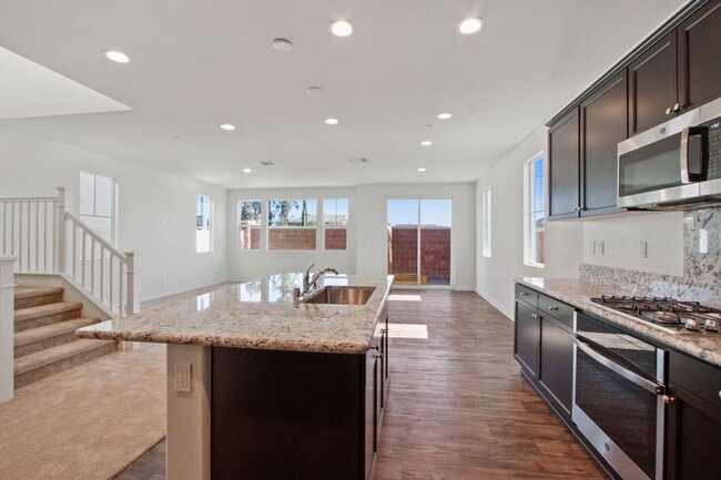 Building Photo - 16435 Globetrotter Ave