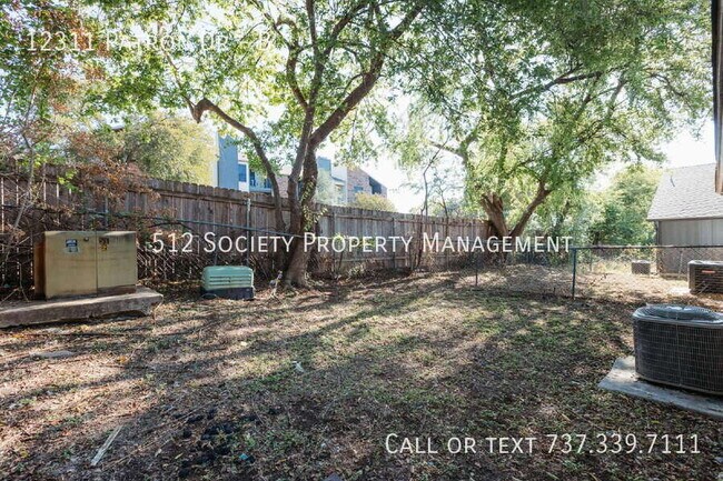 Building Photo - 12311 Patron Dr