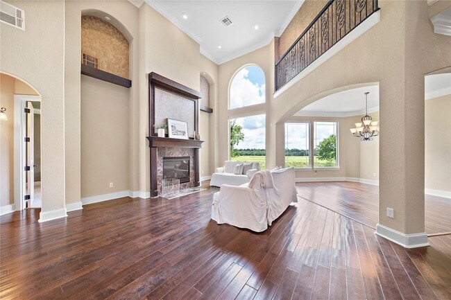 Building Photo - 19182 Grandview Point