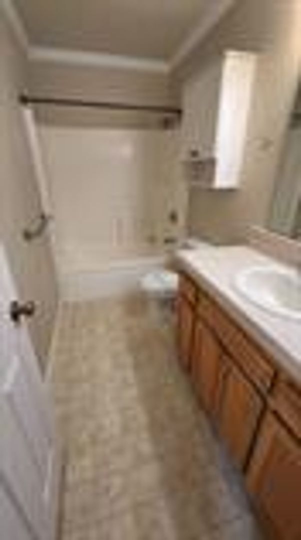 Building Photo - Charming Downtown Sonora Home