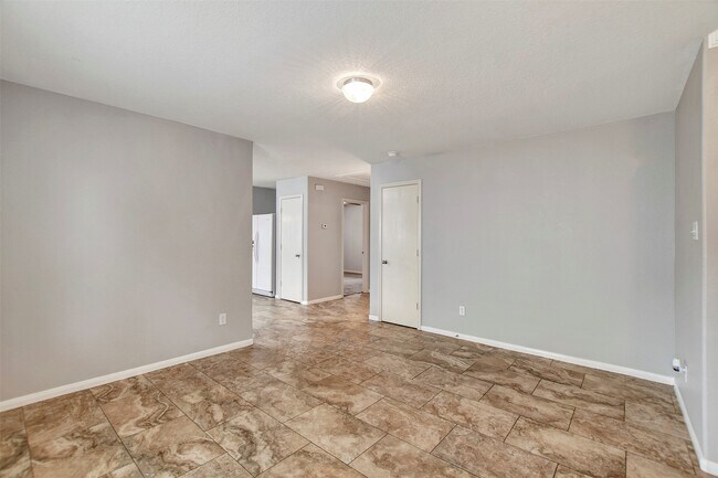 Building Photo - 12319 Chute Forest Ct