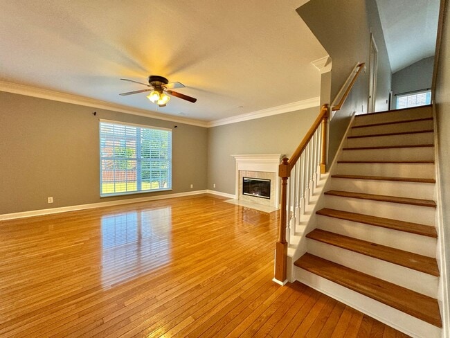 Building Photo - 3 Bedroom, 2.5 Bathroom w/ Bonus Room and 2 Car Garage in McKay's Mill