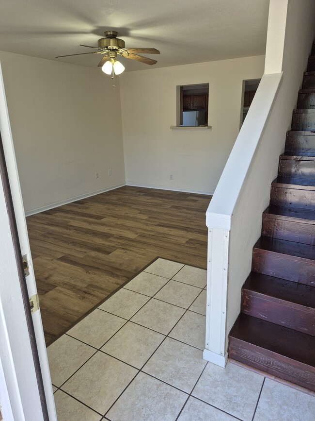 Building Photo - 3510 James Dale Rd