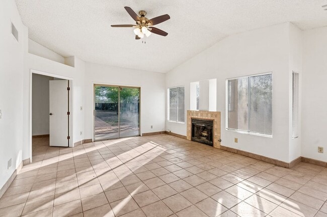 Building Photo - 7221 S Camino Alegre