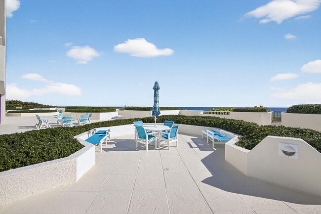 Building Photo - 5280 N Ocean Dr