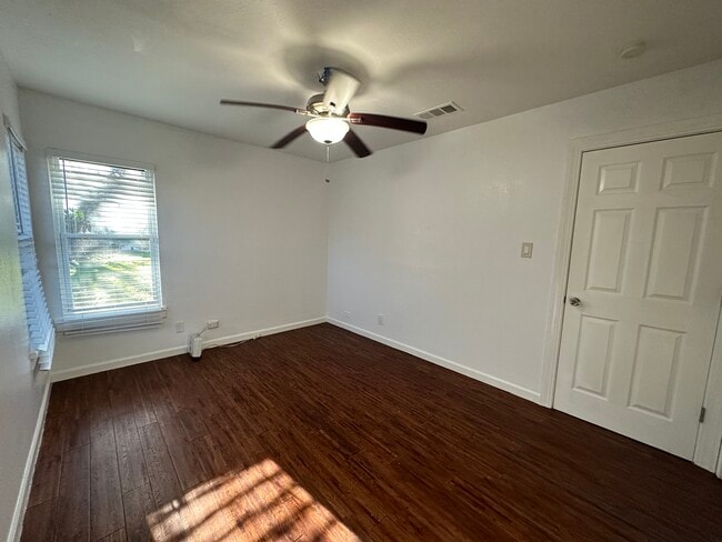 Building Photo - 5346 Westminster Dr