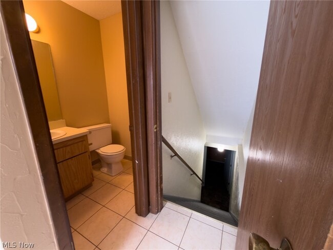 Building Photo - 1363 Belvoir Mews