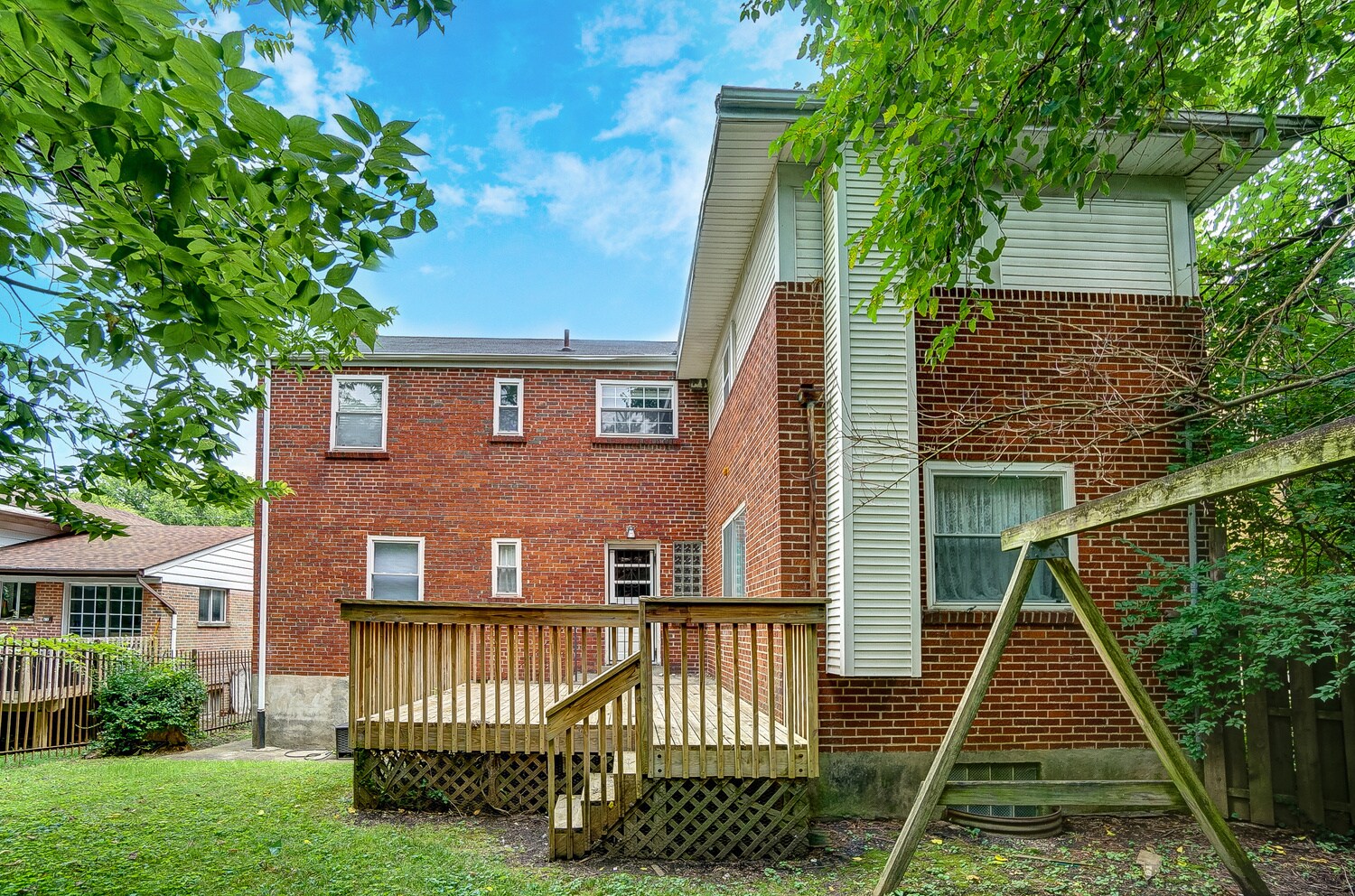 Building Photo - 531 Norway Ave