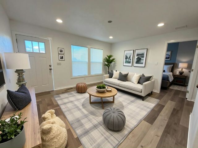 Building Photo - 4650 E Carey Ave