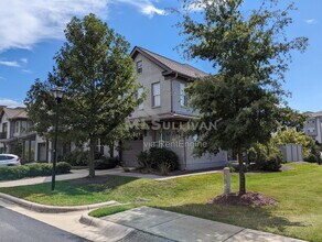 Building Photo - 375 Avett Dr