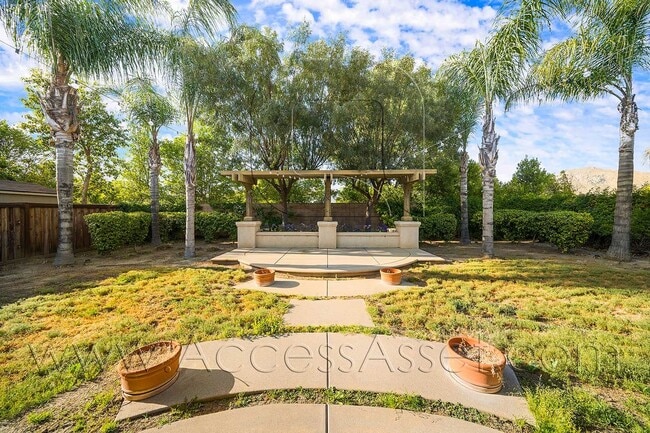 Building Photo - 29534 Dry Creek Dr