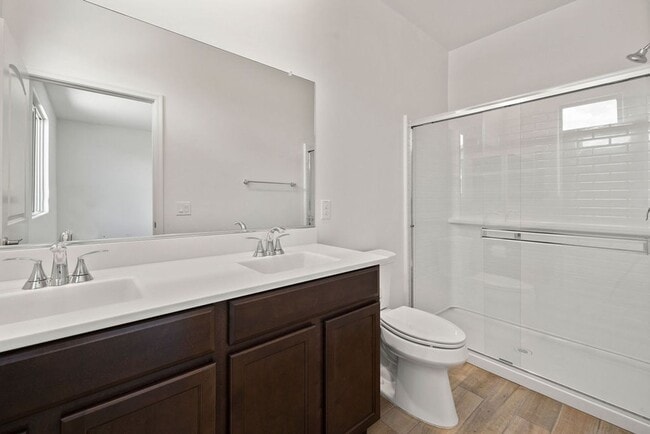 Building Photo - Beautiful Brand New 3 Bedroom Home with De...