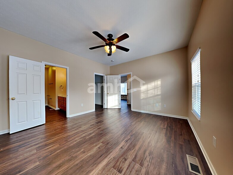 Building Photo - 4111 King Bird Ln