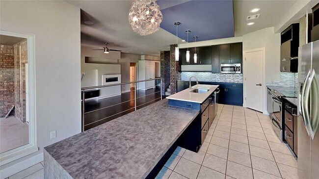 Building Photo - 2433 NW 173rd St