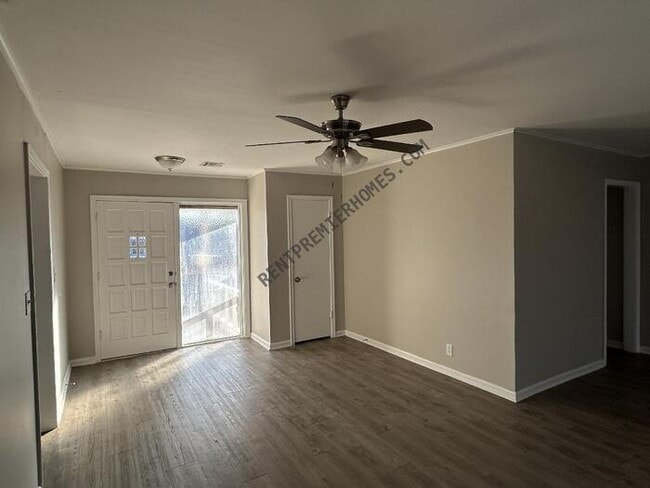 Building Photo - 4141 E 36th Pl