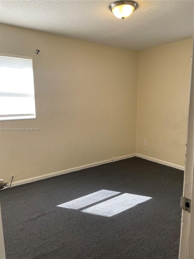 Building Photo - 1865 NW 6th Ave