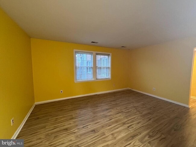 Building Photo - 3812 W St SE