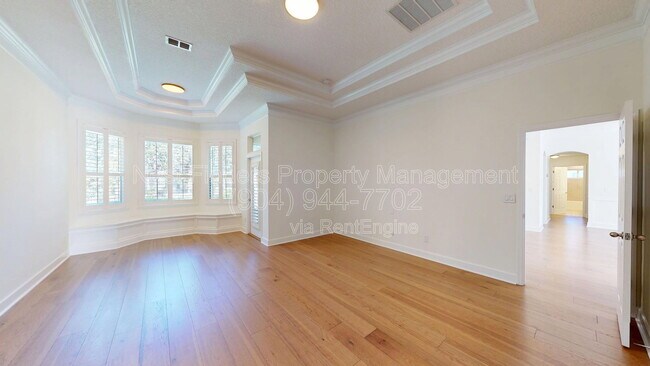 Building Photo - 283 Holland Dr