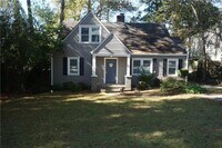 Building Photo - 2210 Lenox Rd NE