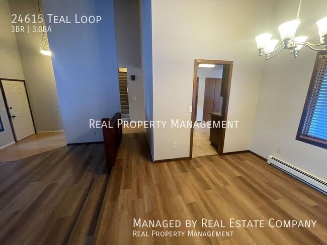 Building Photo - 24615 Teal Loop