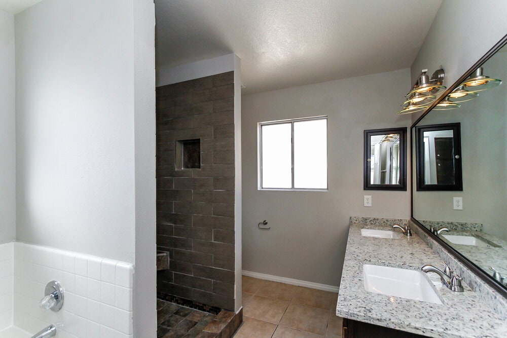 Building Photo - 857 Schooner Dr