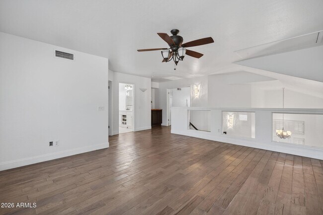 Building Photo - 3241 S Horizon Pl