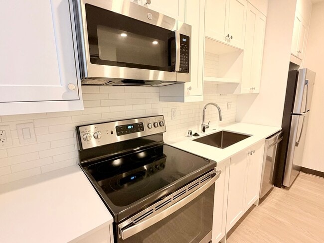 Building Photo - COOPER THOMAS 2613 DUPLEX