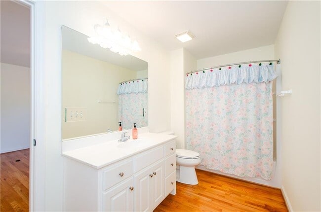 Building Photo - 3950 Chattahoochee Rd