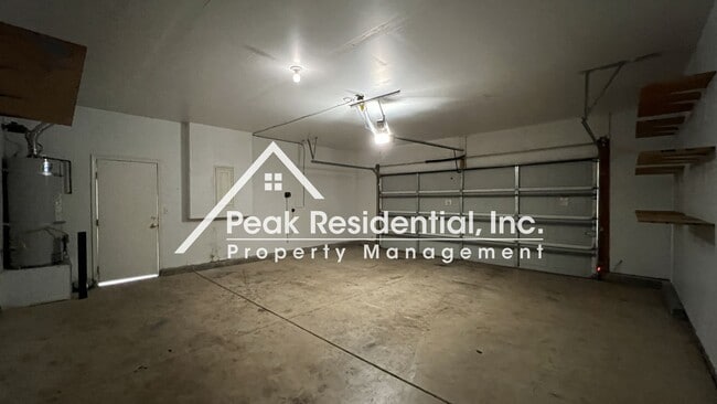 Building Photo - Spacious Elk Grove 3bd/2ba Home with 2 Car...