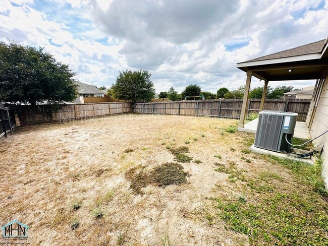 Building Photo - 10930 Rustic Spoke