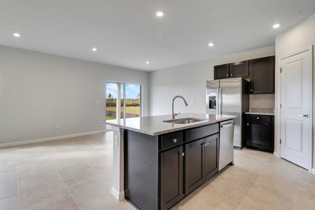 Building Photo - 15404 SW American St