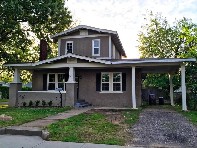 Building Photo - 622 Belle Ave