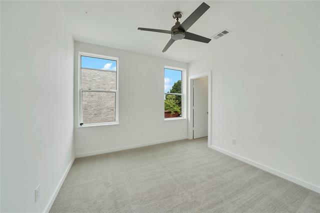 Building Photo - 8356 Fairview Dr